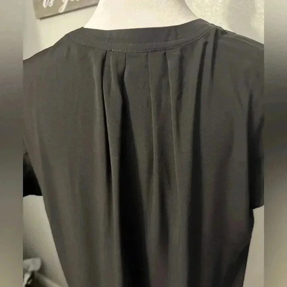 Calvin Klein black top with v neck flutter sleeves Women’s size Medium - Picture 11 of 11